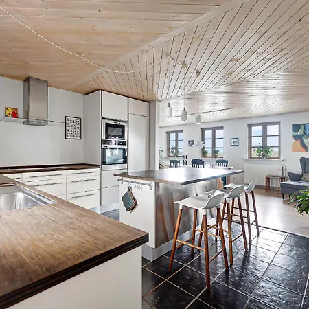 Сasa de vacaciones Lovely In With House A Panoramic View